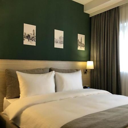 In City Hotel Yerevan Bagian luar foto