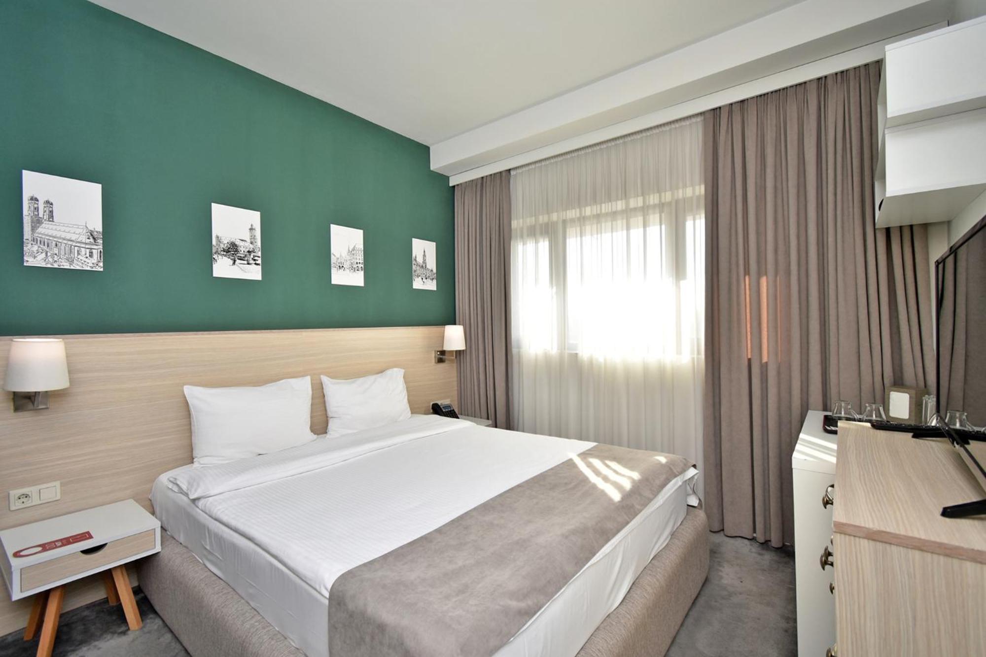 In City Hotel Yerevan Bagian luar foto